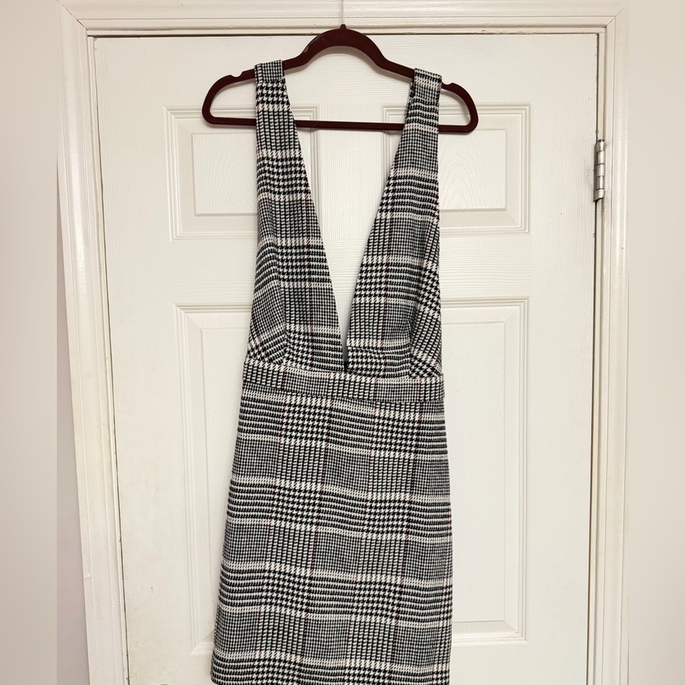 Forever 21 Black and White Glen Plaid Deep V Pinafore Dress
